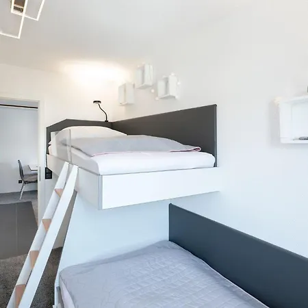 Haus Titania Sonne & *